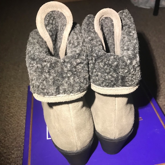 🆕 White Mountain {KOKO} Suede Wedge Heel Faux Fur Lined Booties - Picture 6 of 15